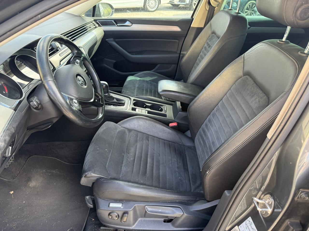 Volkswagen Passat Alltrack 2.0 TDI 150CV 4MOTION Executive BlueMot Tech