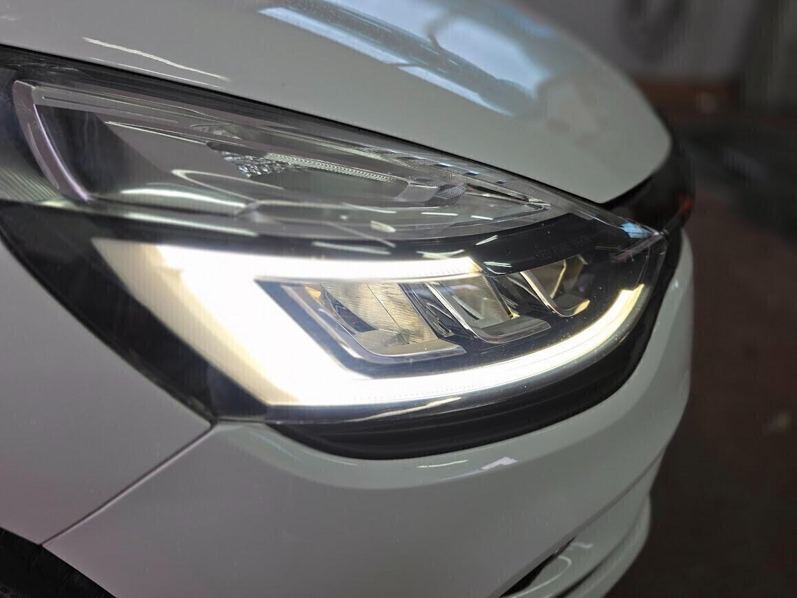 Renault Clio TCe 12V 75 CV 5 porte Moschino Life