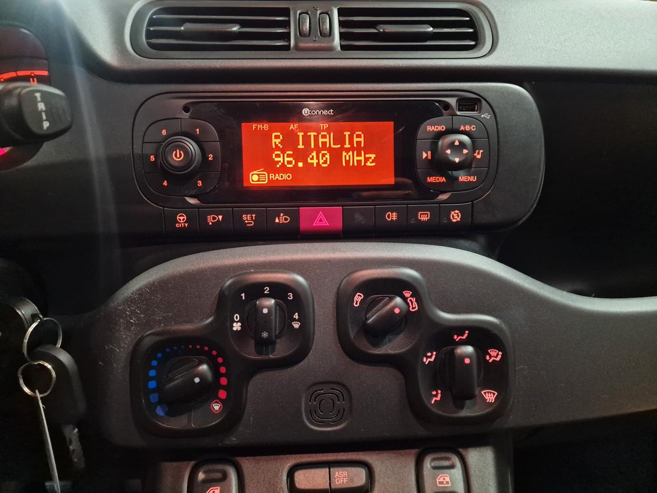 Fiat Panda 1.2 Connected by Wind 109 mila chilometri