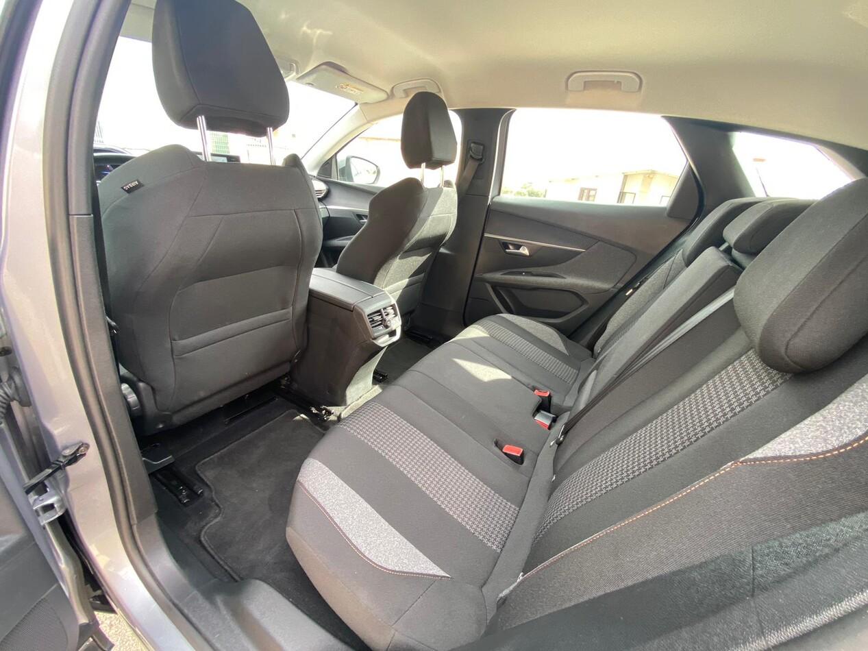 Peugeot 3008 II 1.5 bluehdi Active Business s&s 130cv eat8