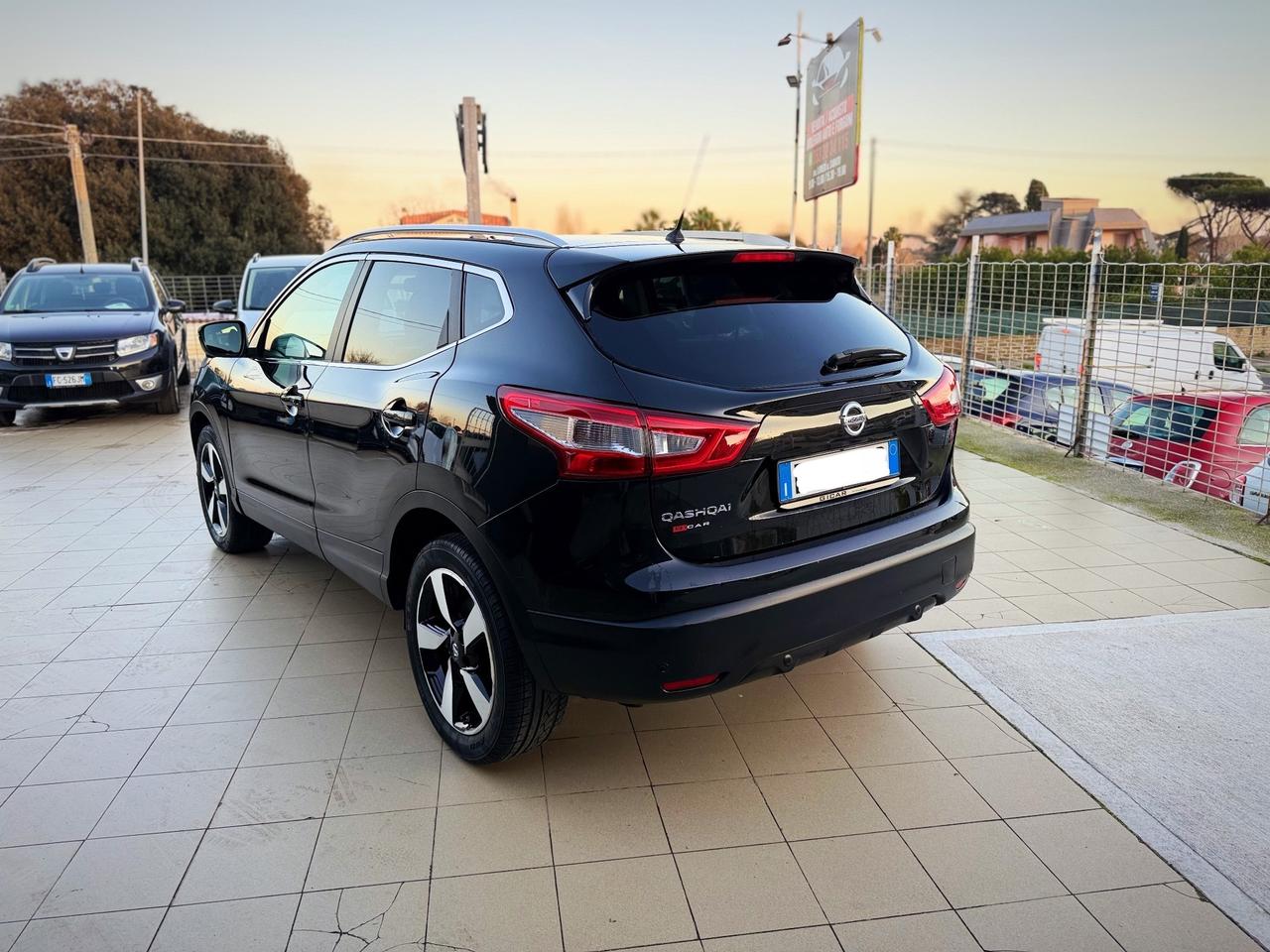 Nissan Qashqai 1.6 dCi 2WD N-Connecta Garanzia 12 Mesi