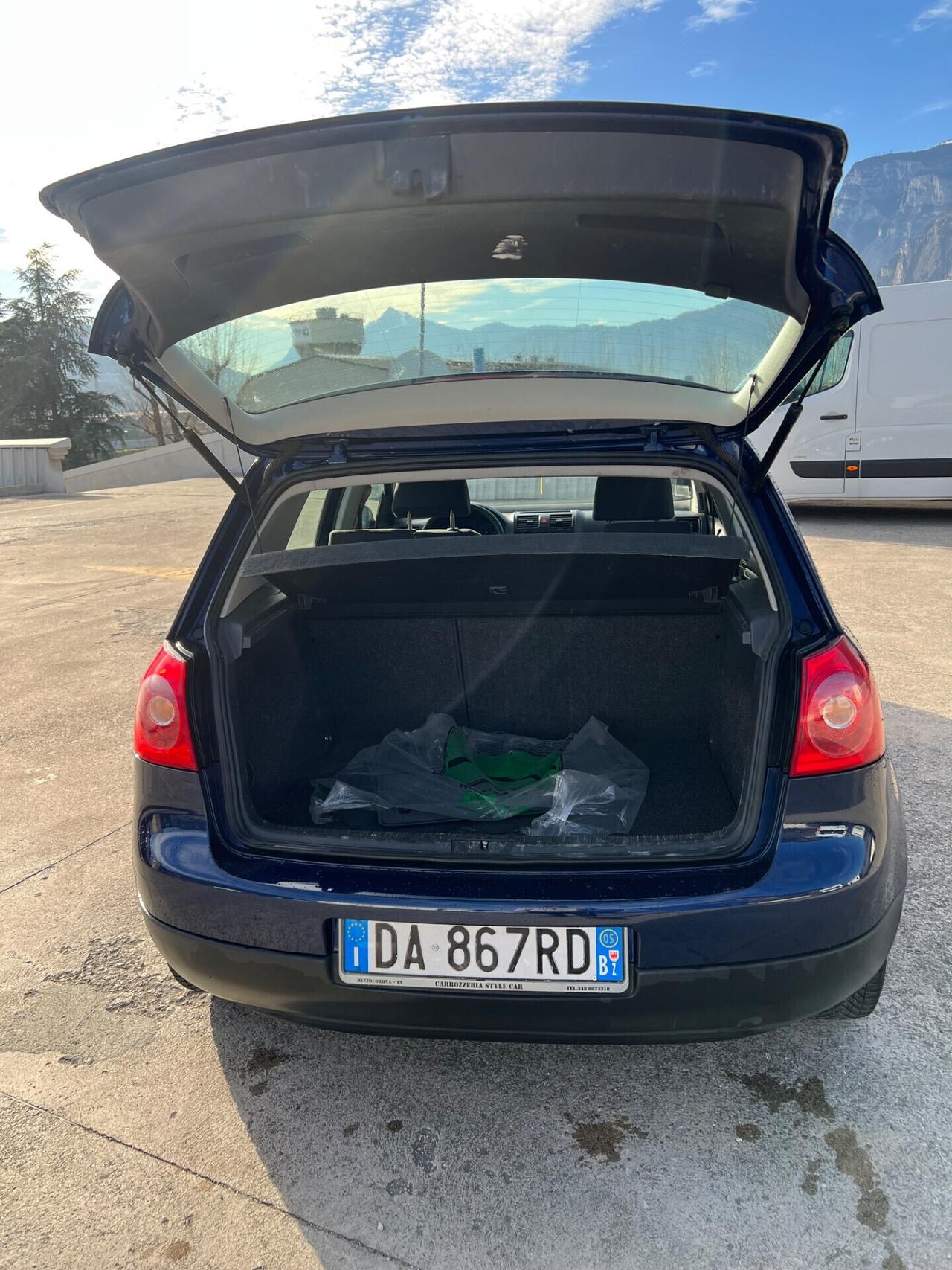 Volkswagen Golf 1.6