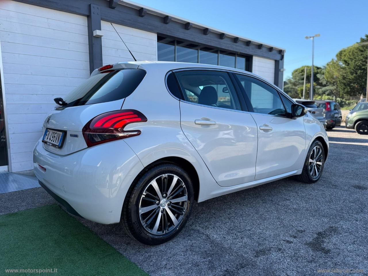 PEUGEOT 208 BlueHDi 75 5p. Allure