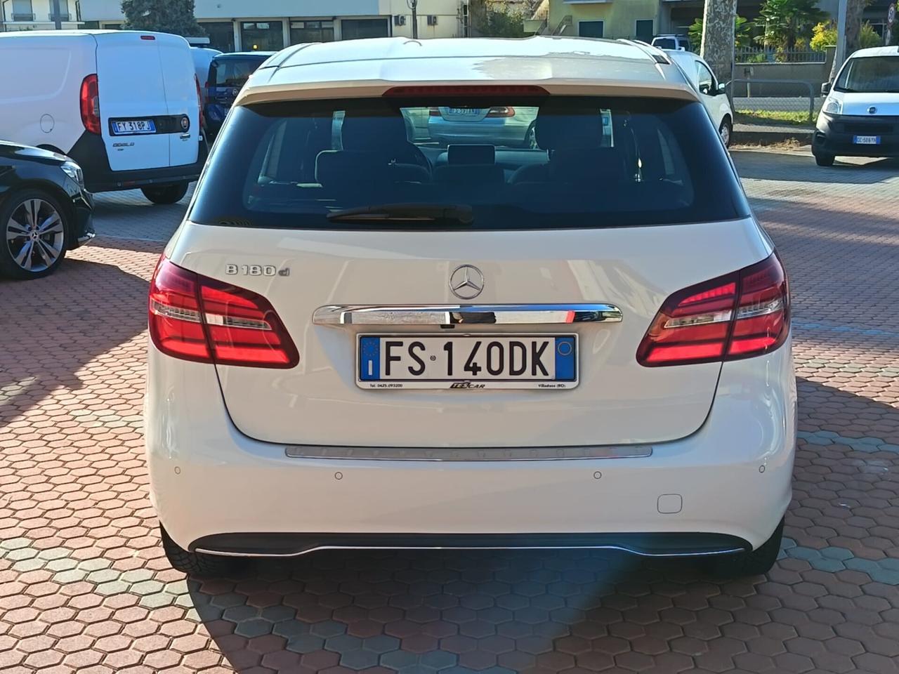 Mercedes-benz B 180 Automatica - Neopatentati Tagliandi Mercedes