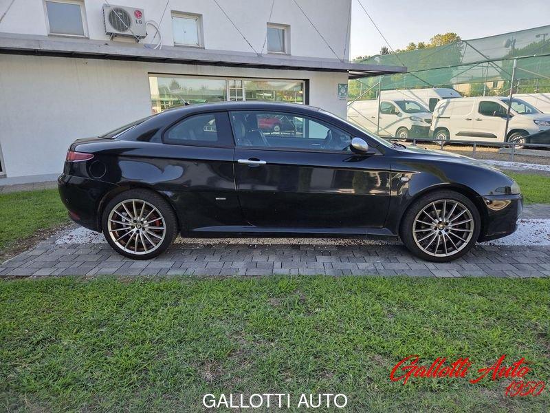 Alfa Romeo GT 1.9 JTDM 16V