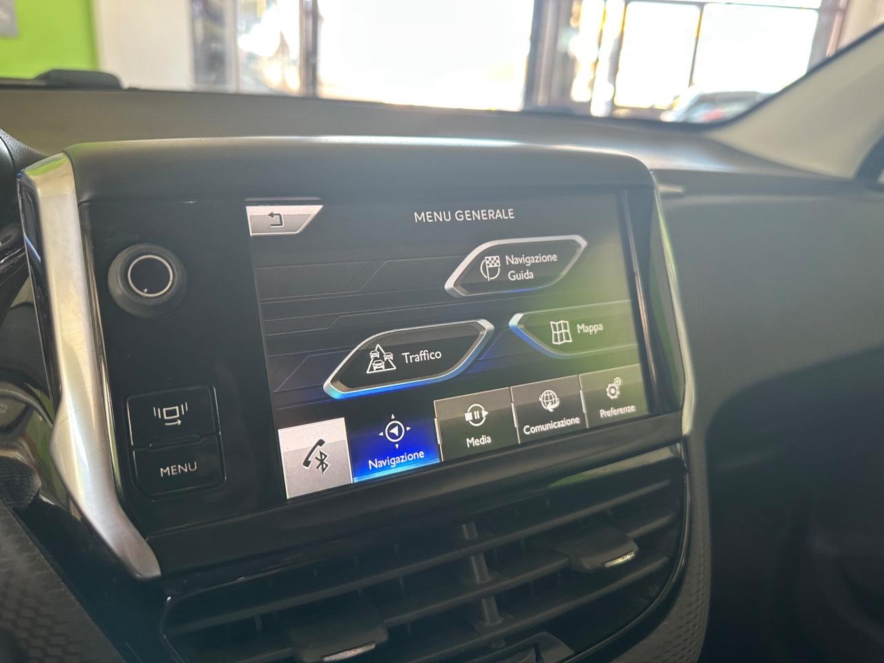 Peugeot 2008 1.6 e-HDi 115 CV Stop&Start Allure