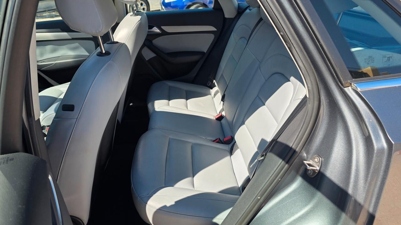 Audi Q3 2.0 TDI 140cv - Quattro TETTO PELLE