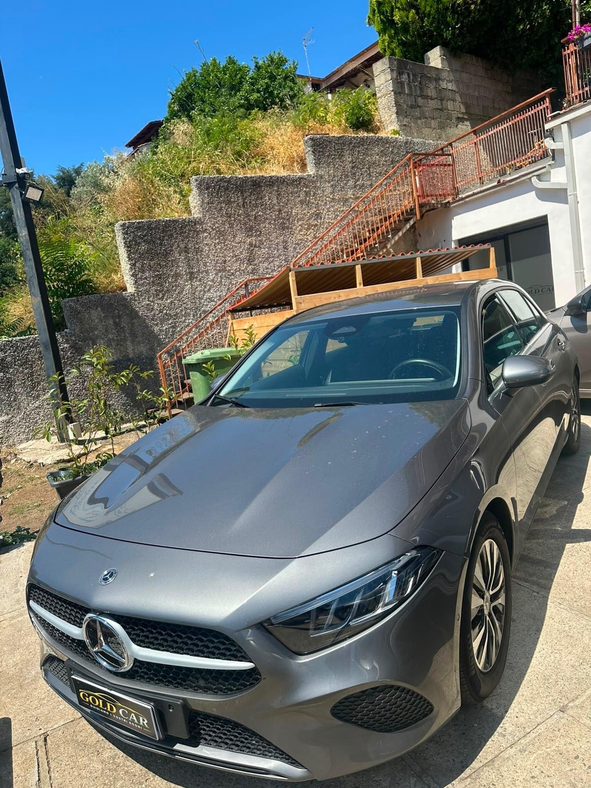 Mercedes-benz A 180 d Automatic Advanced