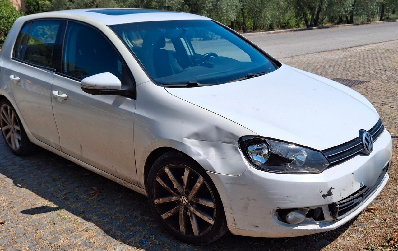 Volkswagen Golf 2.0 TDI 5p Sport tetto panoramico