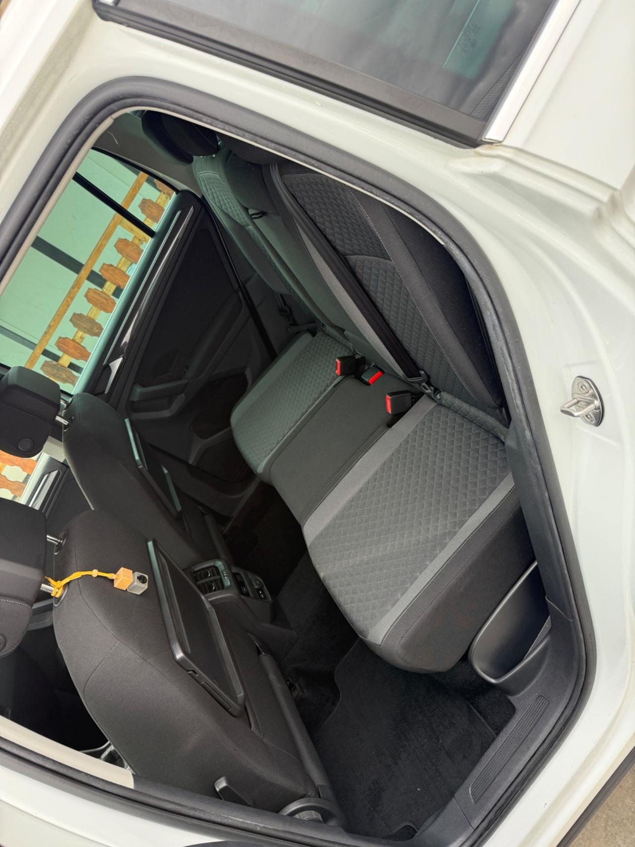 Volkswagen Tiguan 1.6 TDI 116cv R LINE