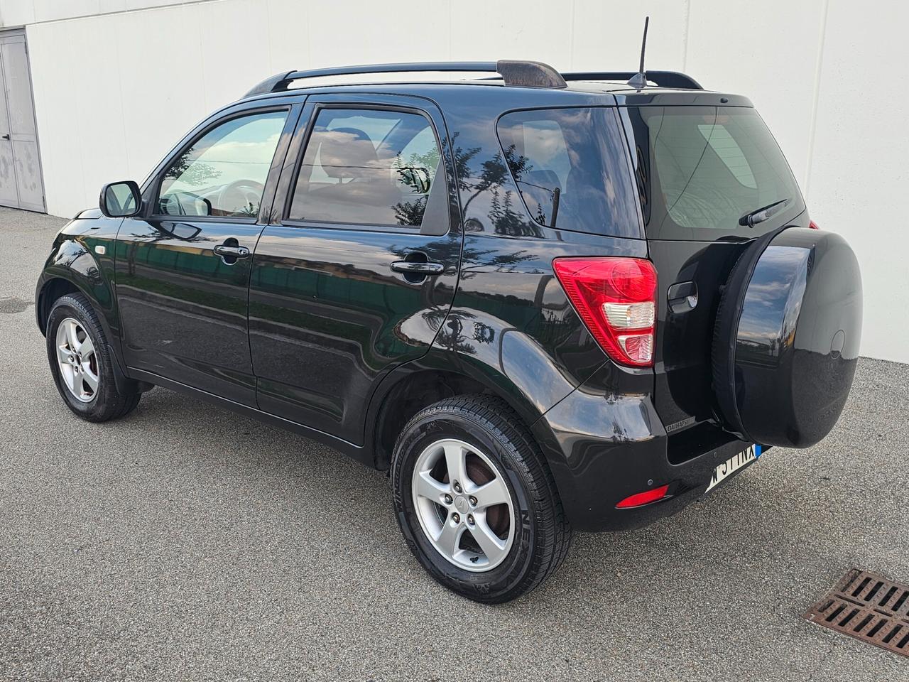 Daihatsu Terios 1.5 4WD Hiro