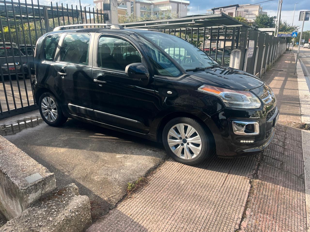 Citroen C3 Picasso 1.6 HDi 100 Exclusive Full