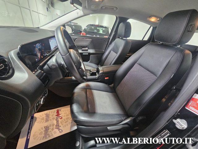 MERCEDES-BENZ GLA 200 d Automatic Business