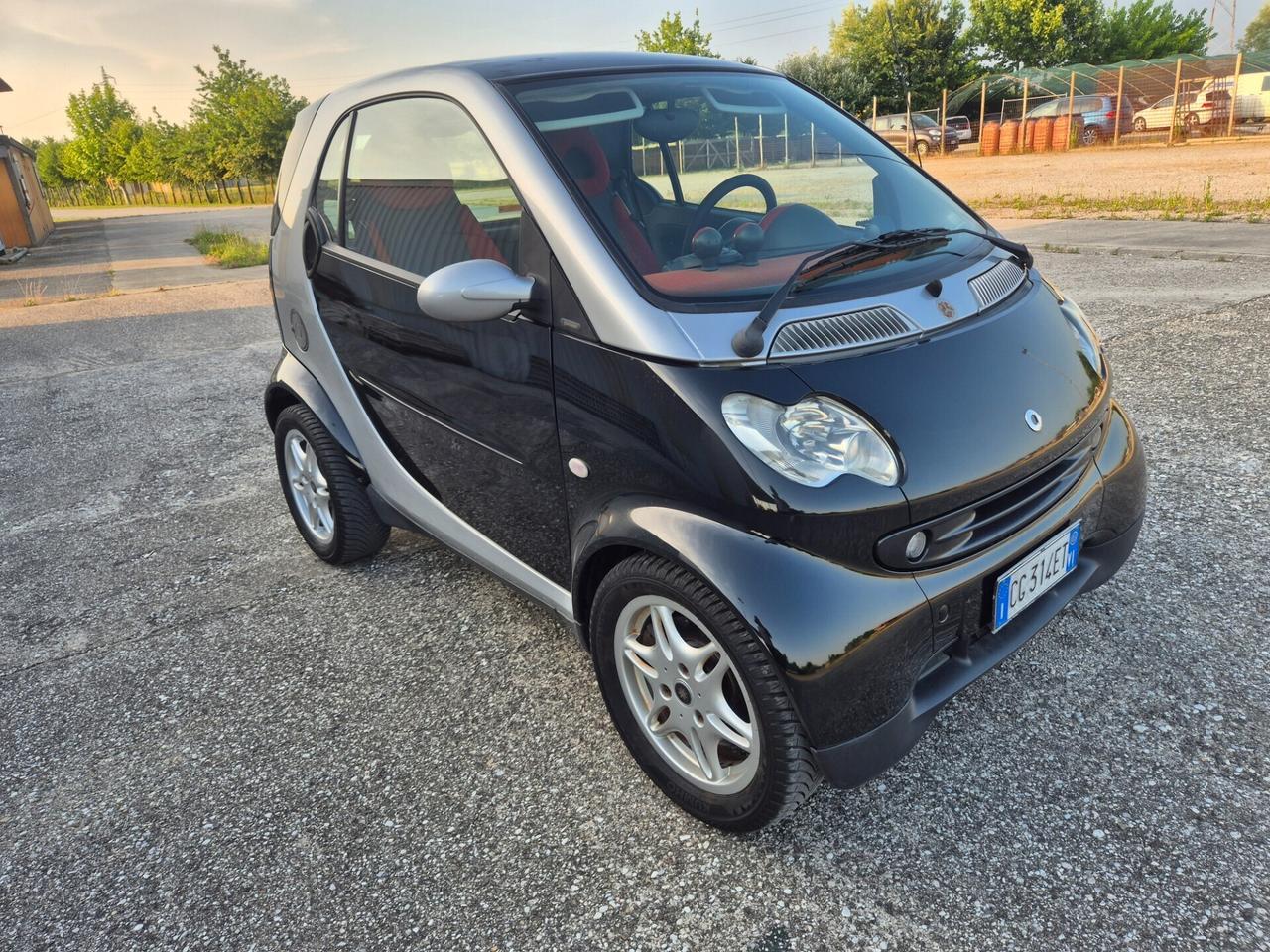 Smart 700 city-coupé pure (45 kW)