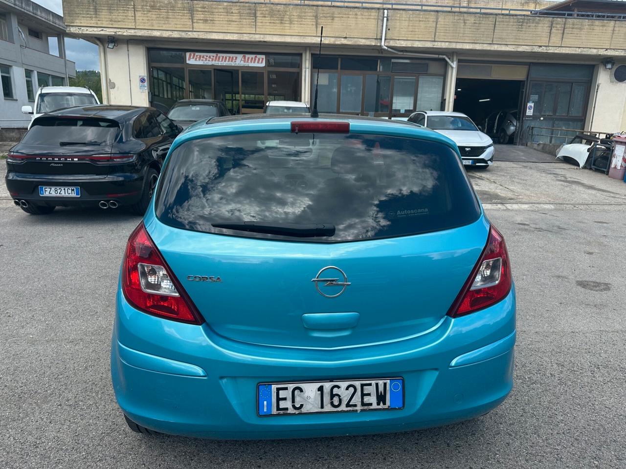 Opel Corsa 1.2 5 porte Edition ok neo patentati