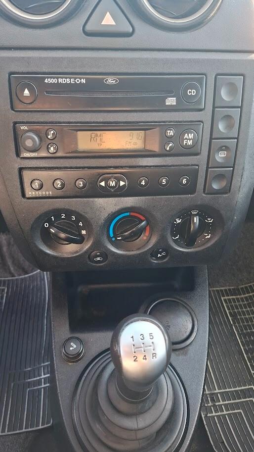 Ford Fiesta 1.4 TDCi 5p. 2003