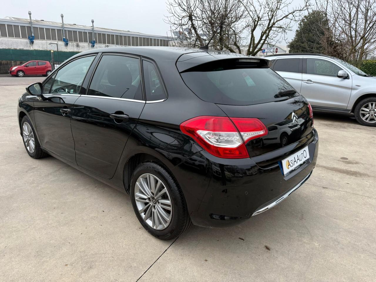 Citroen C4 1.6 vti 120 CV 5P