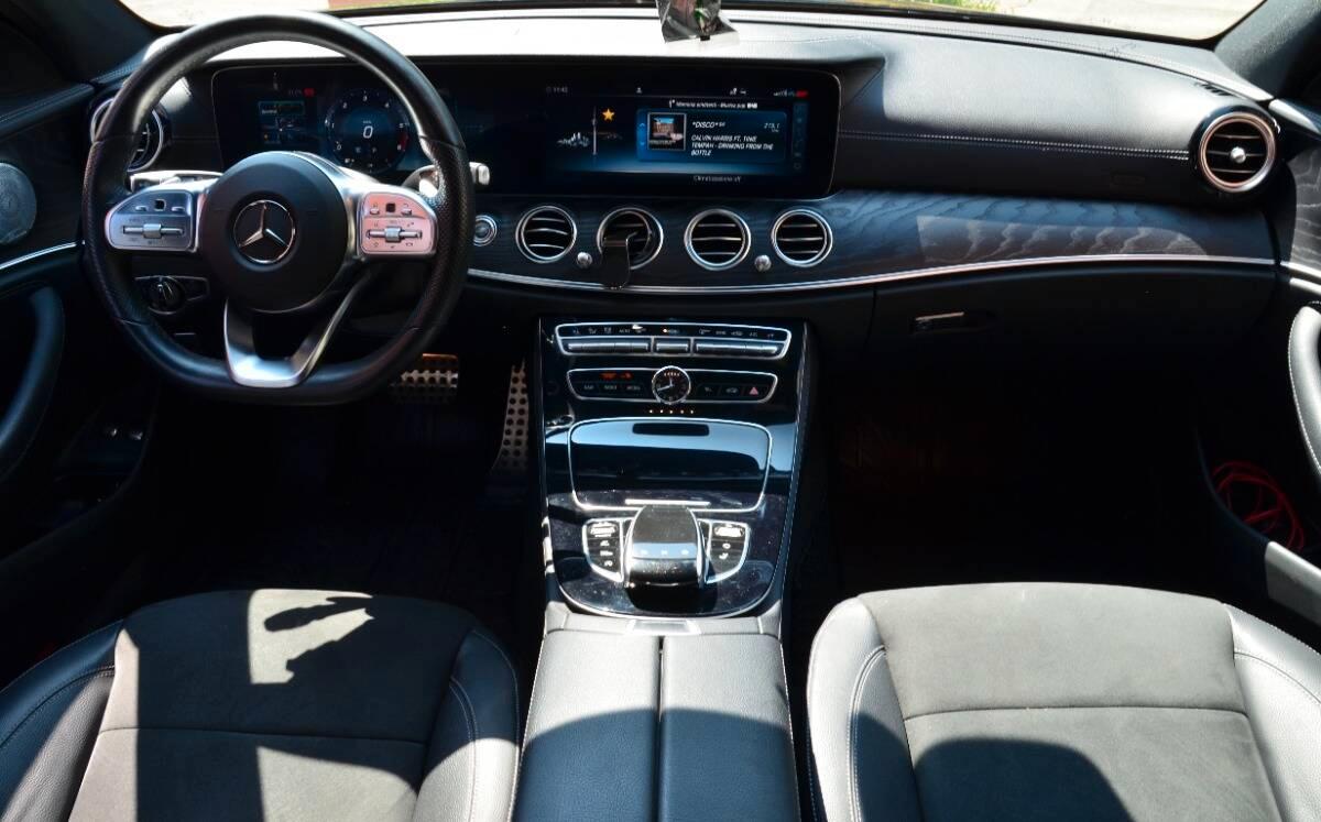 Mercedes Classe E Mercedes Classe E 300 D - AMG 245 Cv