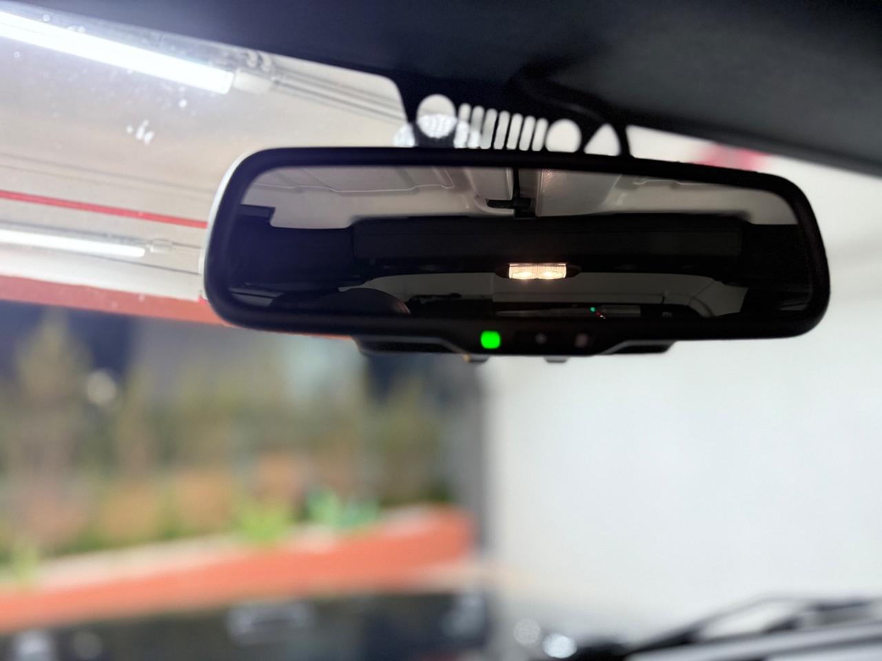 Jeep Wrangler 2.8 CRD 200cv Sahara - GANCIO TRAINO