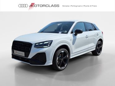 Audi Q2 35 1.5 tfsi identity black