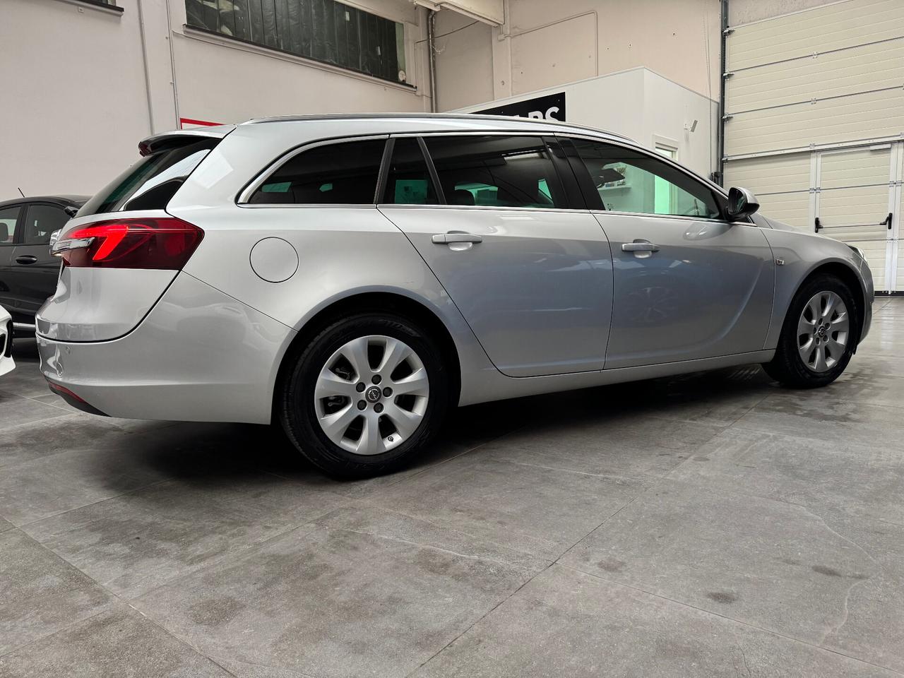 Opel Insignia Tourer 1.6 cdti Cosmo business 136cv at6