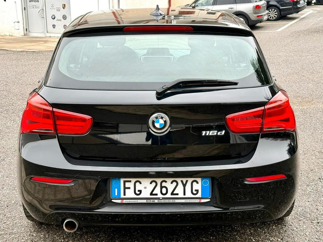 Bmw 116 116d 5p. Automatica Sport