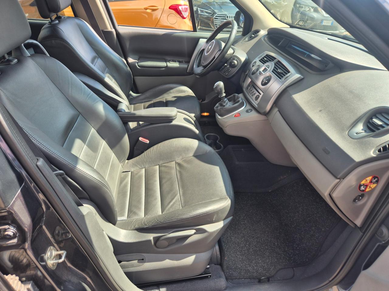 Renault Scenic Grand Scénic 1.9 dCi/130CV Serie Speciale Dynamique