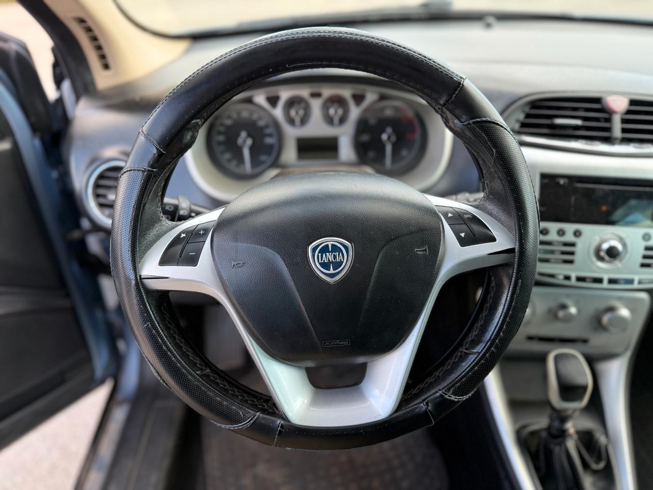 Lancia Delta 1.6 MJT DPF Platino