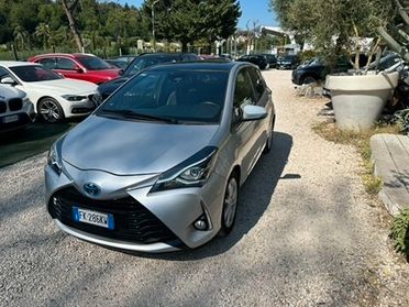 Toyota Yaris TREND "White edition"
