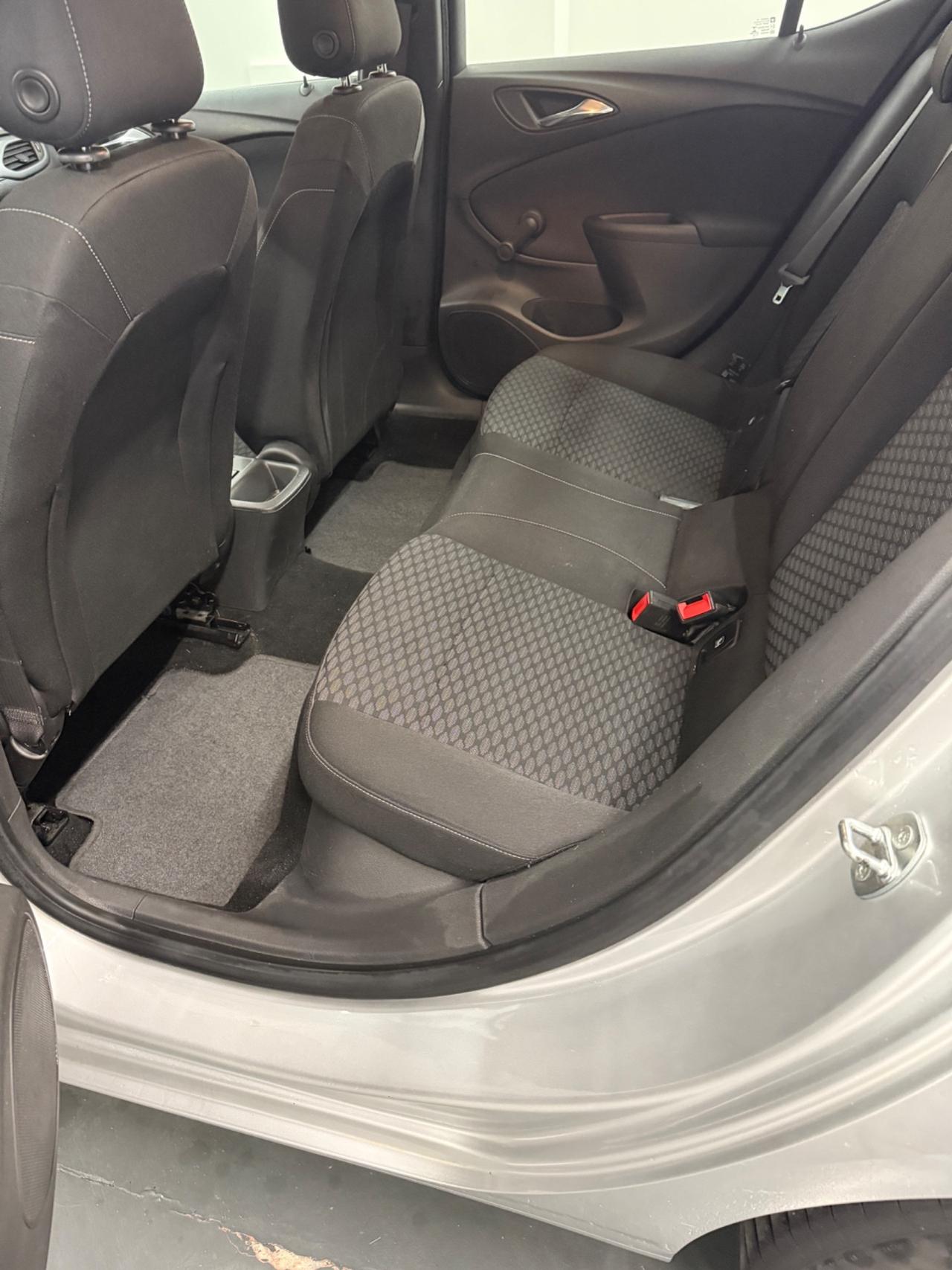 Opel Astra 1.4 Turbo 140CV 4 porte Elective