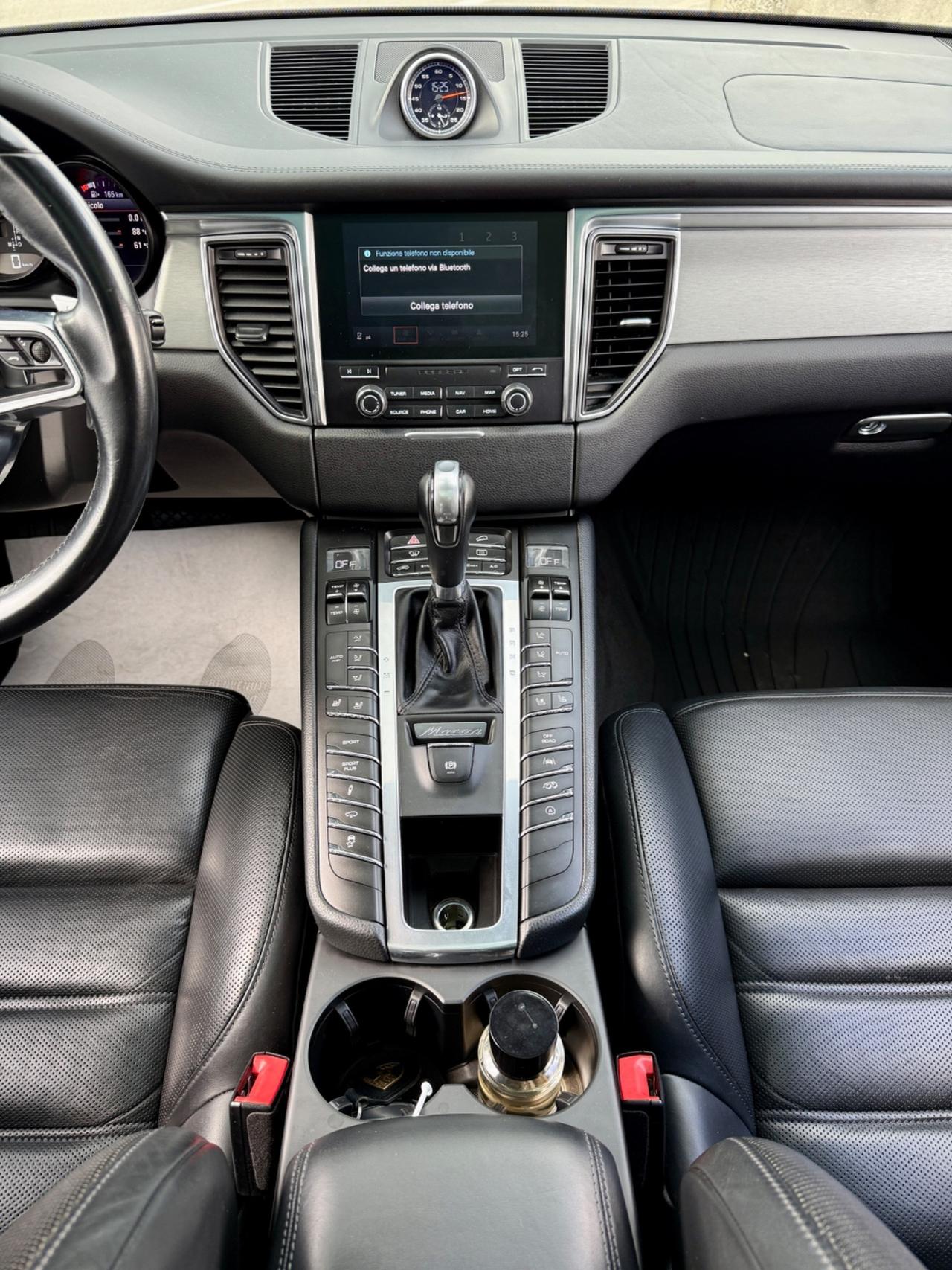 Porsche Macan 3.6 Turbo Performance PORSCHE APPROVED