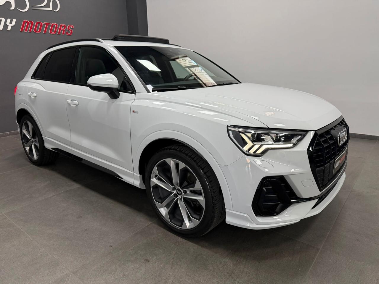 Audi Q3 SUV 35 TDI S-tronic S-line Edition