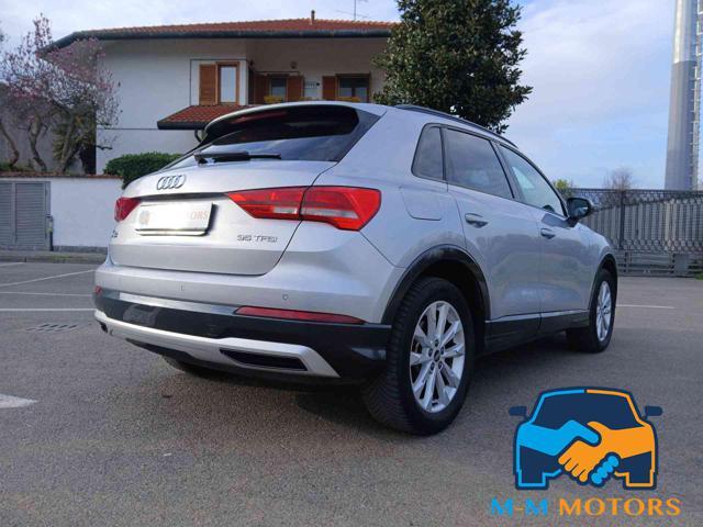 AUDI Q3 35 TFSI S tronic Business