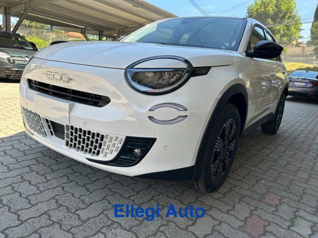 FIAT 600 Hybrid 110 CV DCT MHEV ICON SPECIALE KM0