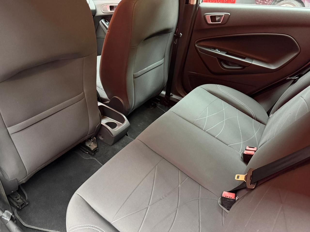 Ford Fiesta 1.4 5 porte Bz.- GPL Black & White Edition OK NEOPATENTATI