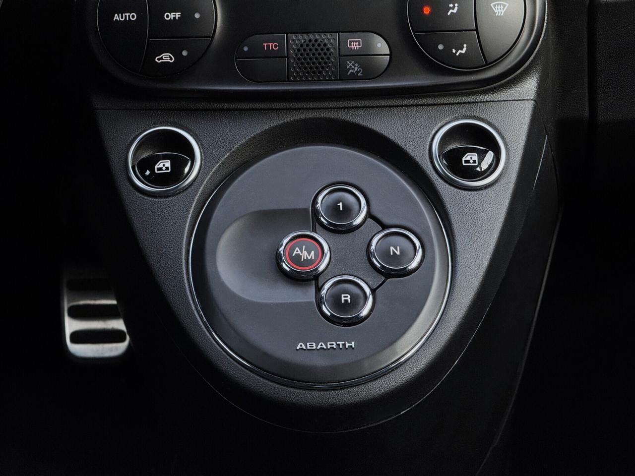 Abarth 595 1.4 T-Jet Competizione 180CV MTA SABELT