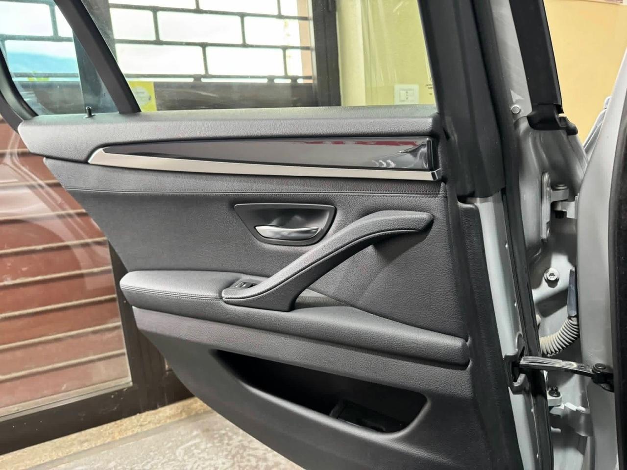 Bmw 520 520d xDrive Touring Luxury