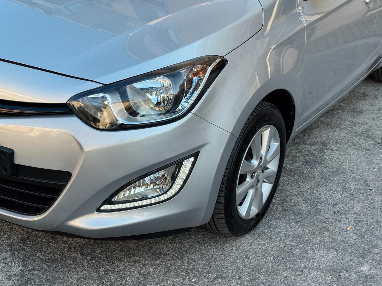 HYUNDAI I20 1.1 CRDI 75 CV. E5 SOUND EDITION PERFETTA
