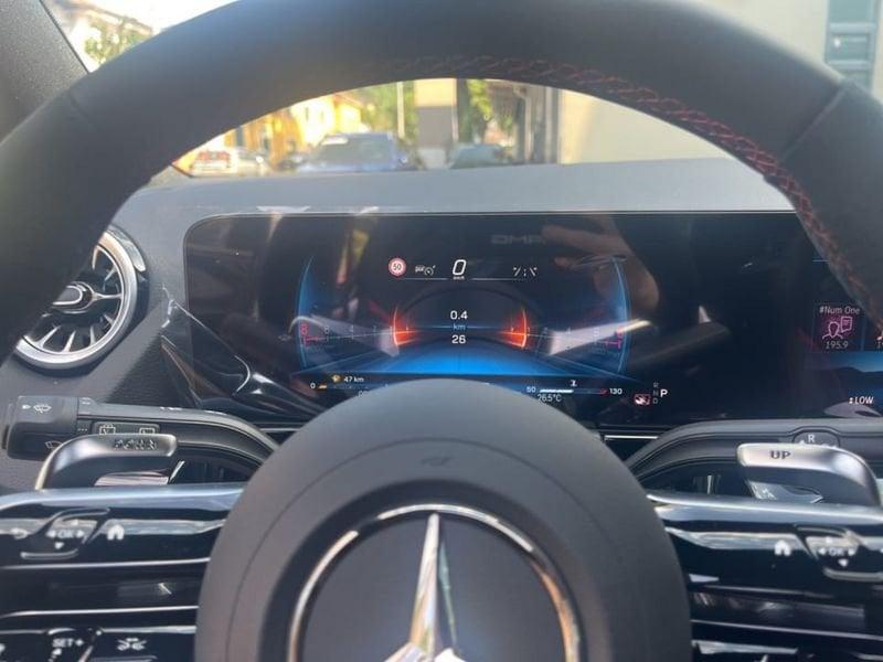 Mercedes-Benz GLA 45 S AMG 4Matic Racing Collection