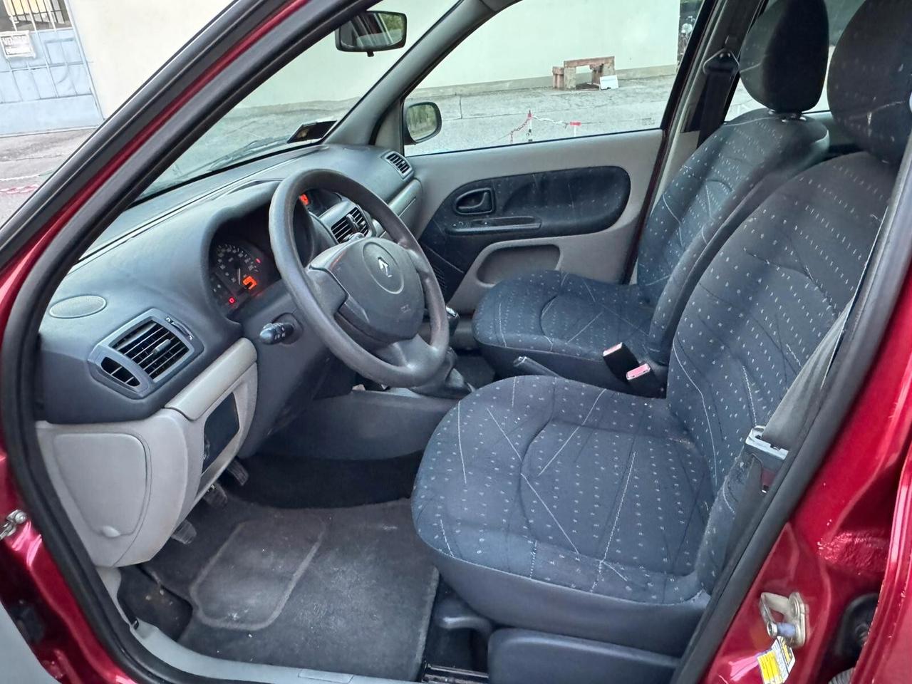 Renault Clio 1.2 cat 5 porte Accetto Permute