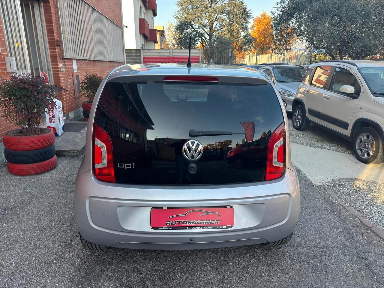 Volkswagen up! 1.0 75 CV 5p. high