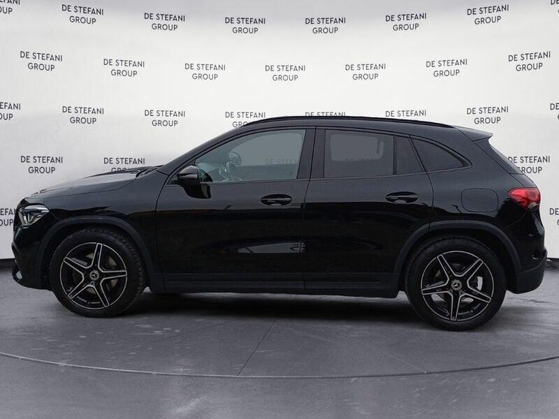 Mercedes-Benz GLA GLA 180 Automatic Premium NIGHT-PACK