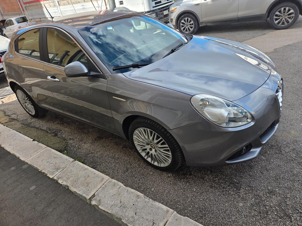 ALFA ROMEO GIULIETTA ANNO 2012 1.6 JTDM KM CERTIFICATI