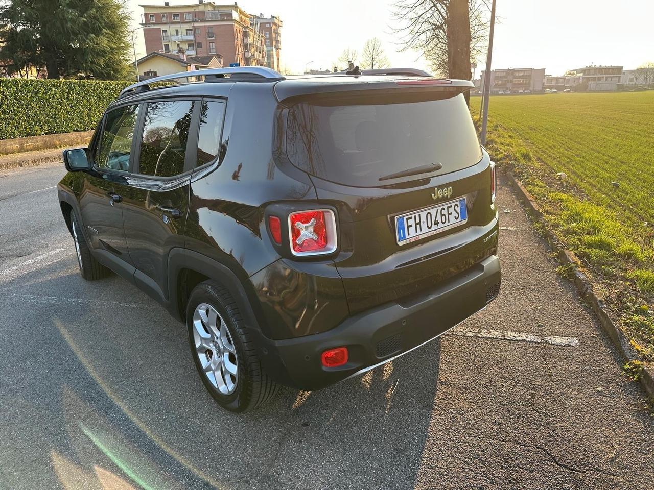 Jeep Renegade 1.6 Mjt 120 CV Longitude motore nuovo km 0