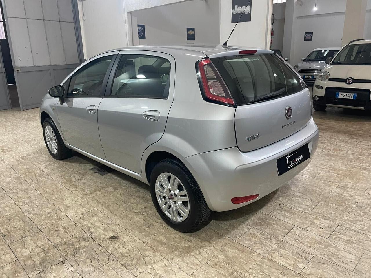 Fiat Punto 1.4 8V 5 porte Natural Power Virgin Radio