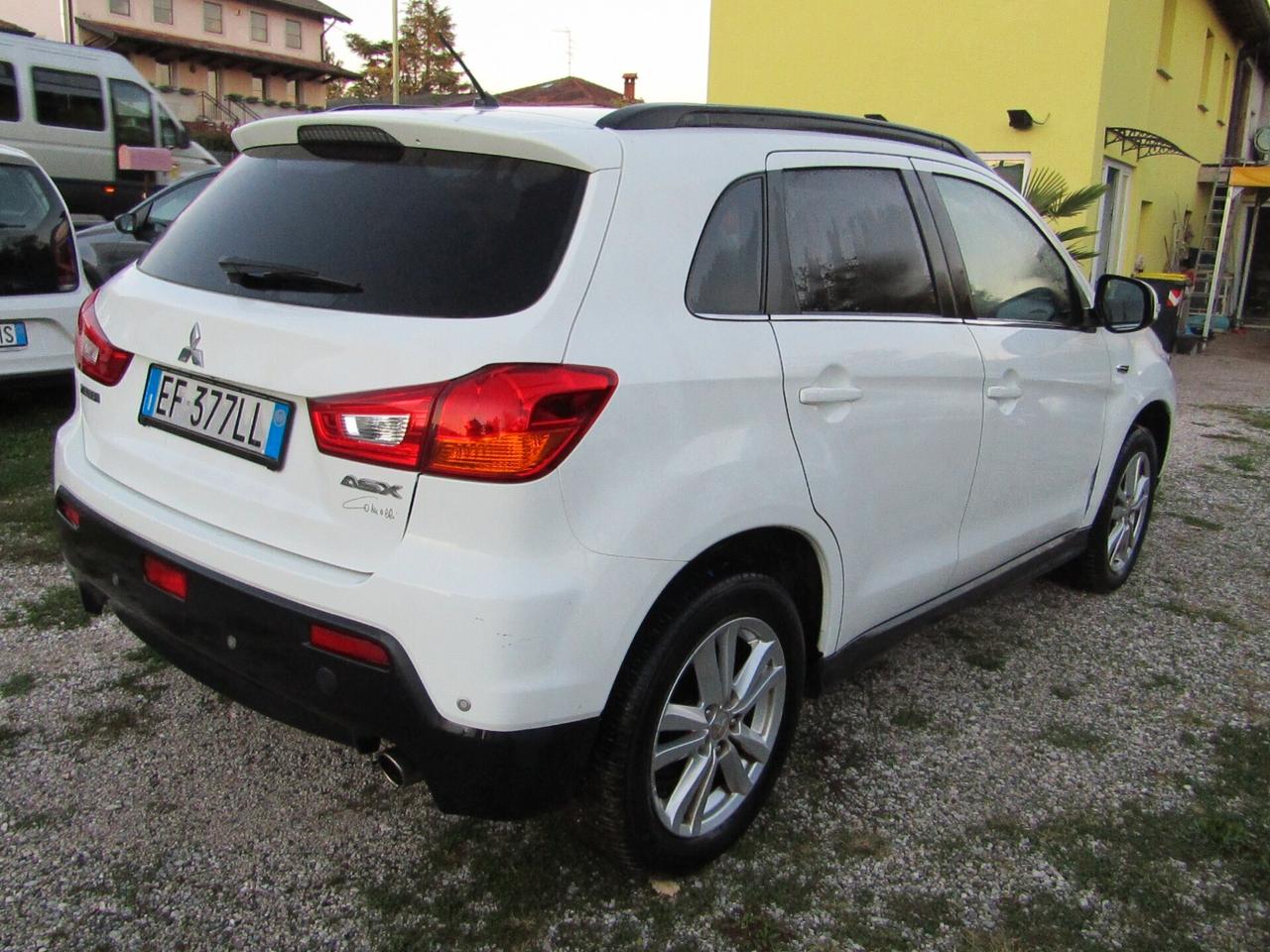 Mitsubishi ASX 1.6 2WD Intense Panoramic