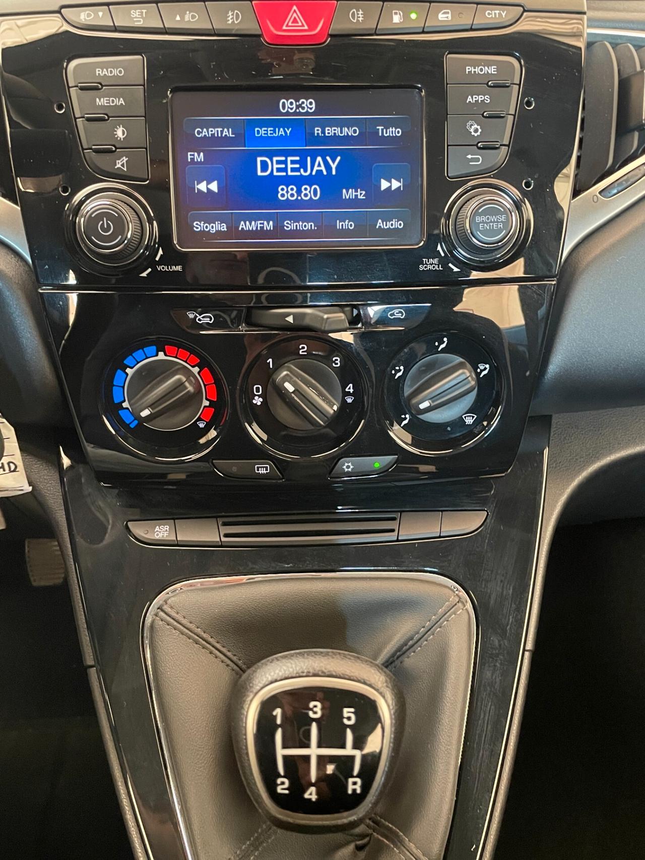 Lancia Ypsilon 1.2 69 CV 5 porte GPL Ecochic Silver