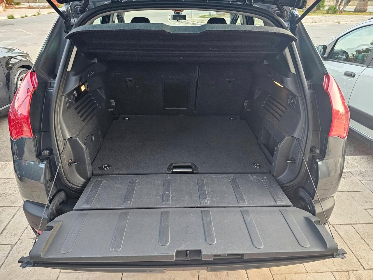 PEUGEOT 3008 1.6 HDI 115CV BUSINESS
