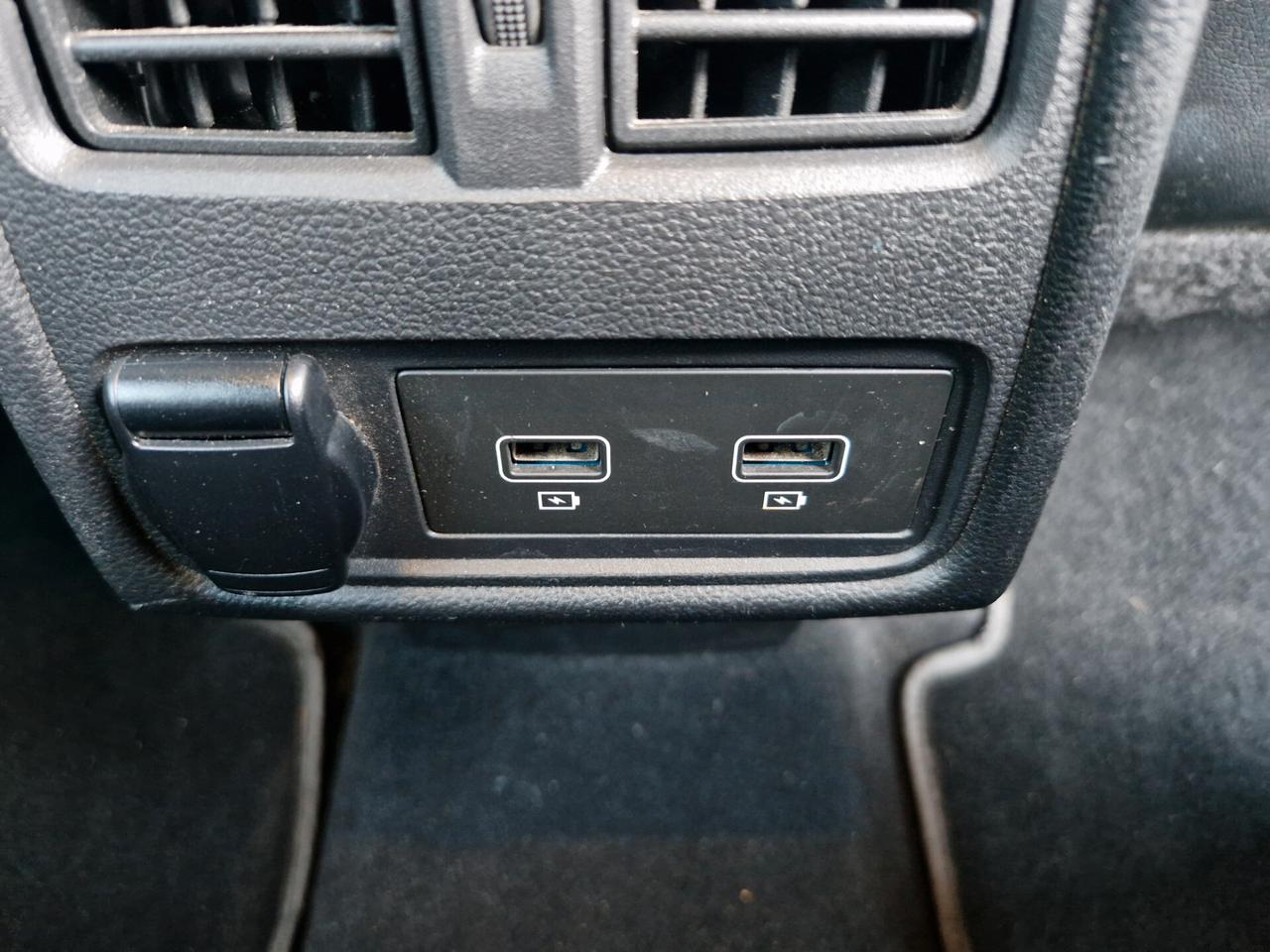 Renault Captur 1.6 145CV "45.300 km" RS-line, Bicolore, Carplay, Sensori