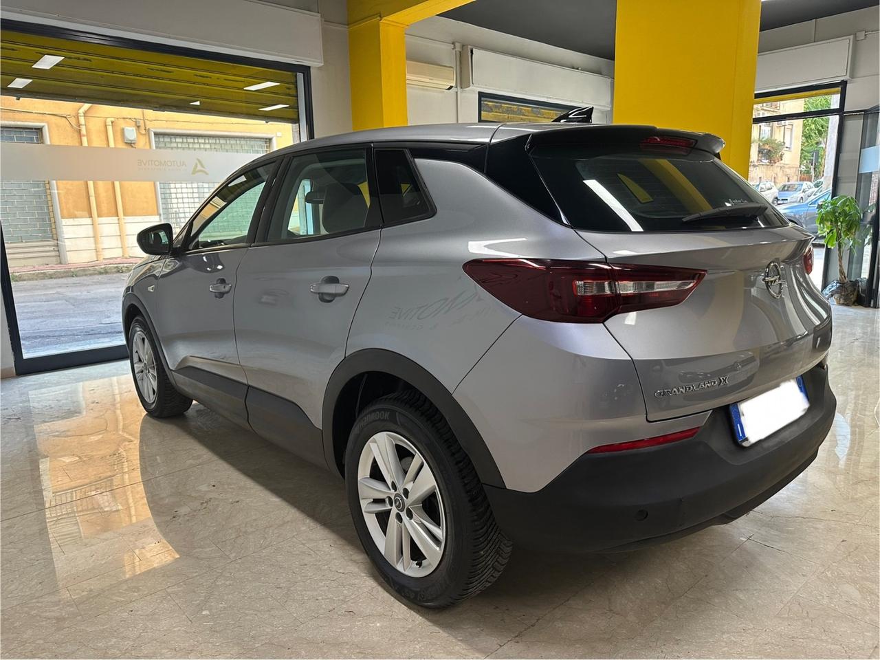 Opel Grandland X 1.5 diesel Ecotec Start&Stop aut. Business Ed.